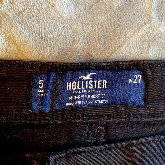New Hollister Shorts. Mid Rise. Size 5/w27 - Picture 4 of 4